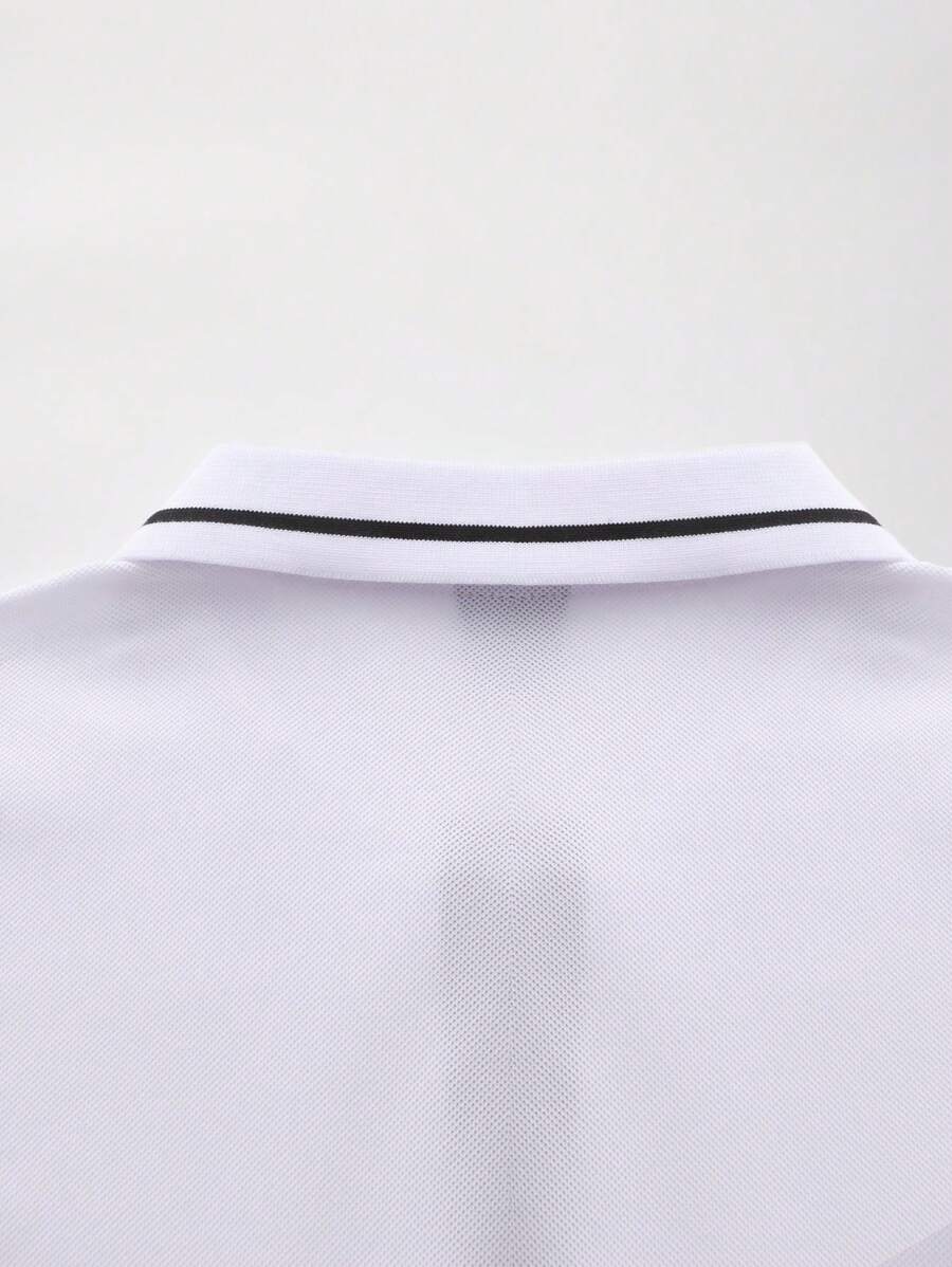 POLO ÉLÉGANT POUR LES JOURNÉES D'ÉTÉ AU TRAVAIL