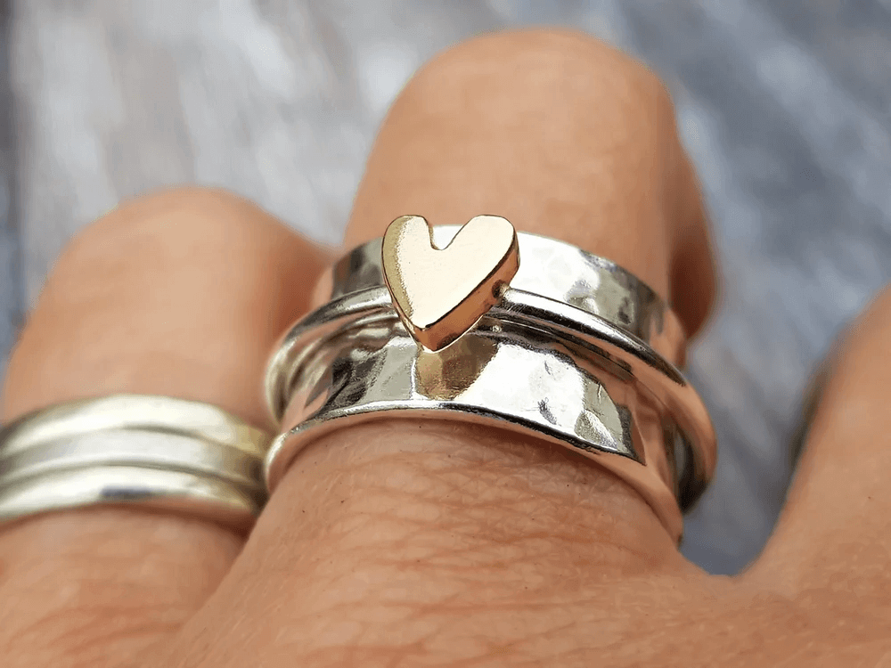 Bague Argentée avec Cœur Doré